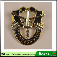 Emblema militar en relieve 3D personalizado